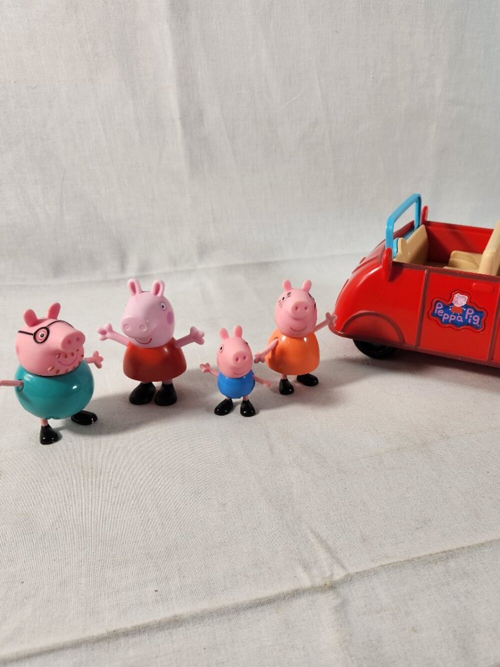 Peppa Pig Jazwares Red Car Toy Vehicle 2003 Talking Sound Works + Figures EUC